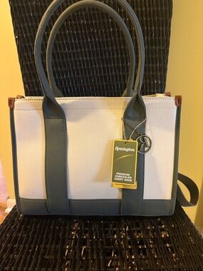 Remington Huntsville Concealed Carry Canvas Lock and Key Book Tote